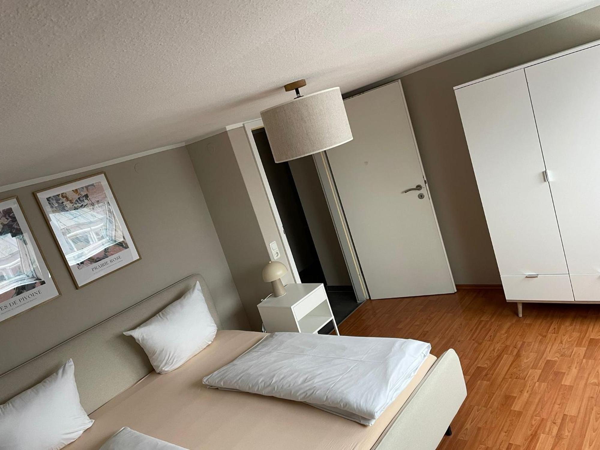 Homie Stay Schiestlstrasse - Moderne Dachgeschosswohnung Mit 2 Schlafzimmern Würzburg Zewnętrze zdjęcie