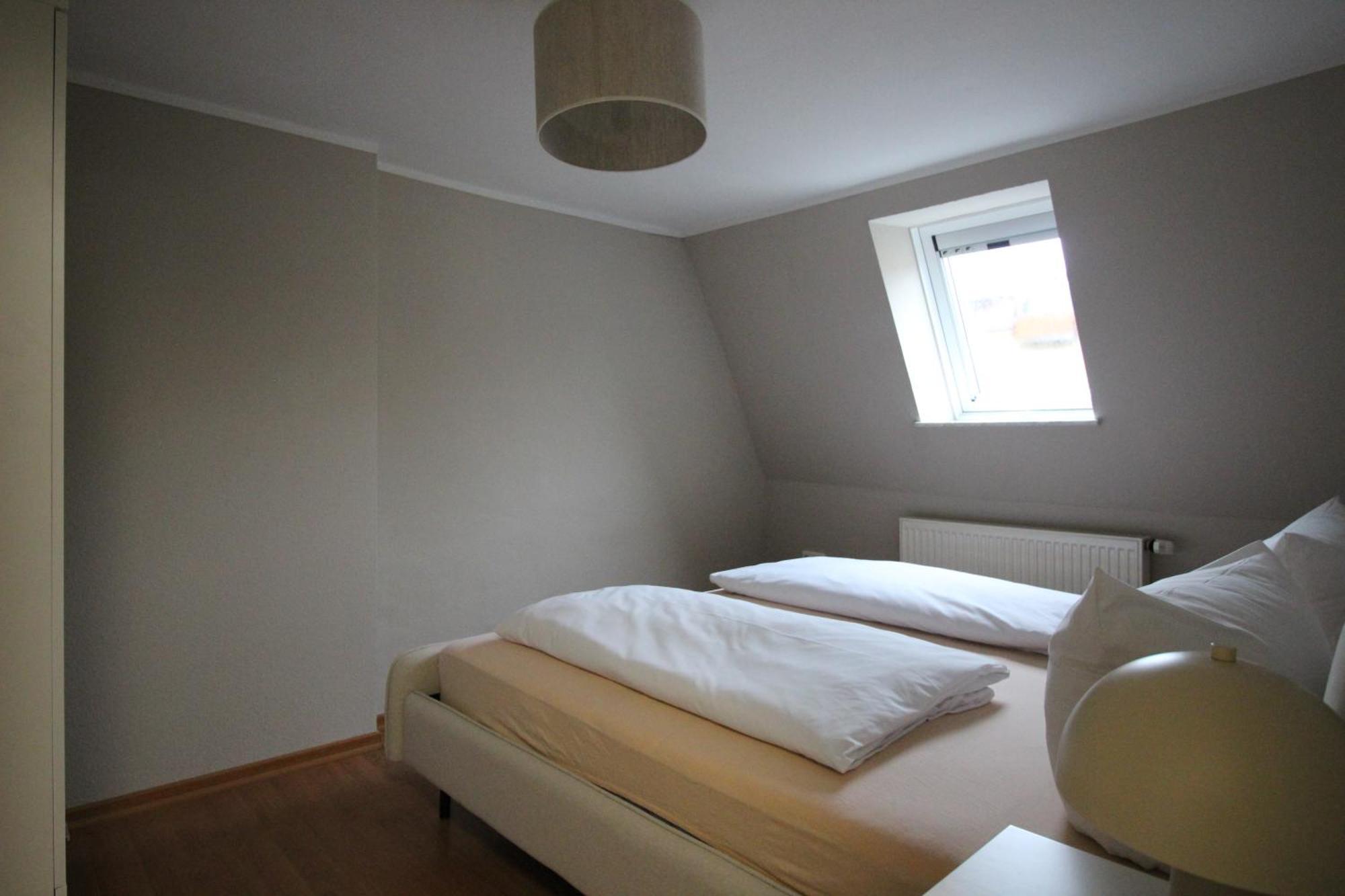 Homie Stay Schiestlstrasse - Moderne Dachgeschosswohnung Mit 2 Schlafzimmern Würzburg Zewnętrze zdjęcie